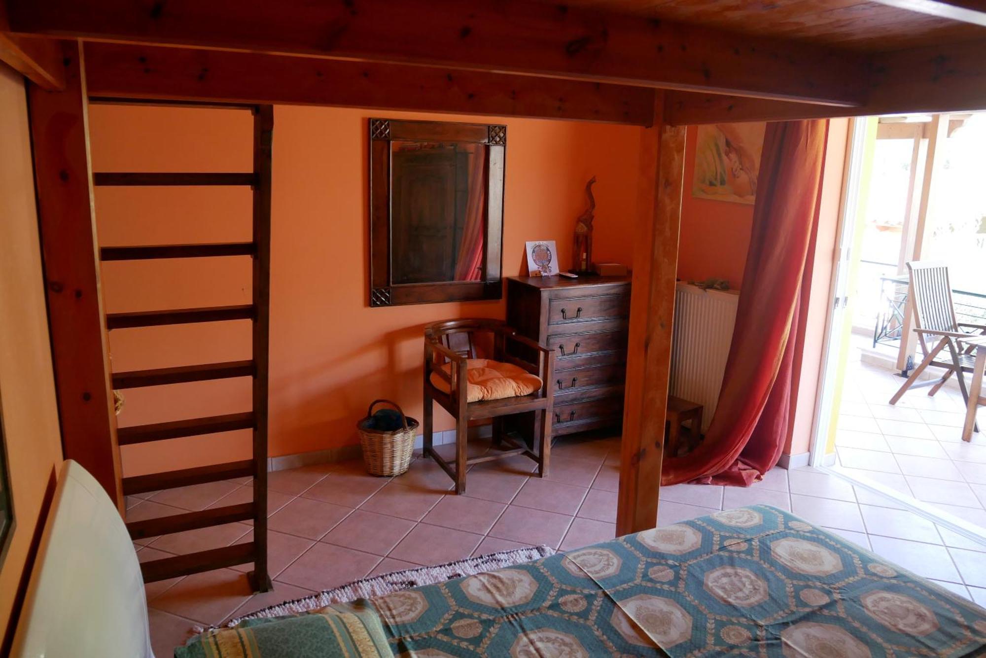 Bed and Breakfast Casa Di Luce Agia Marina  Exteriér fotografie