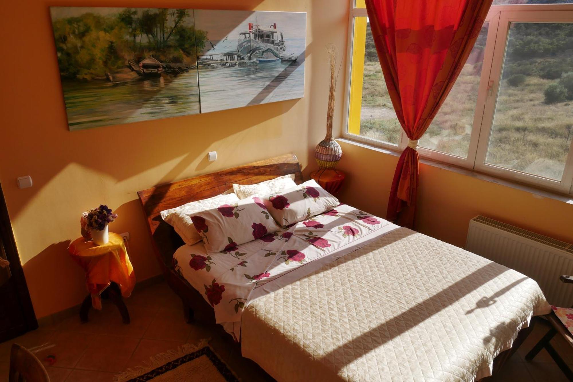 Bed and Breakfast Casa Di Luce Agia Marina  Exteriér fotografie